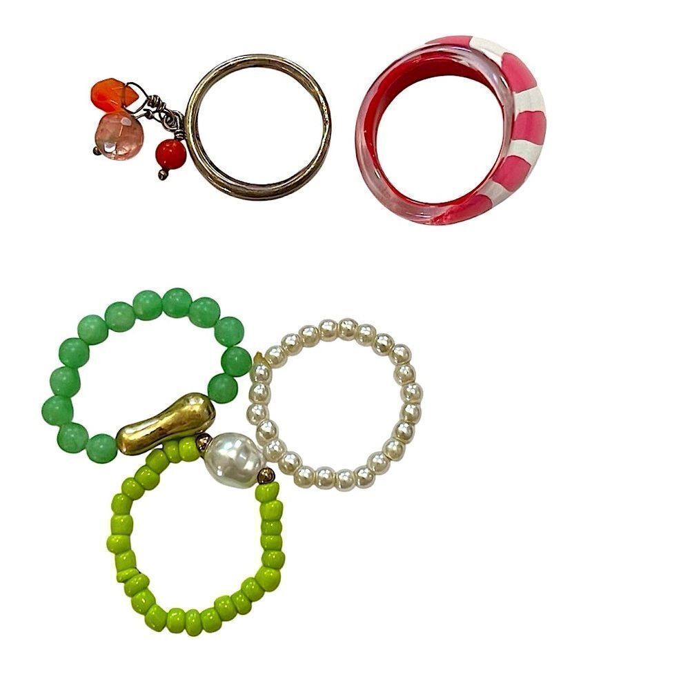 🌴 Bundle of 5 Youth/Teen Rings – Seed Bead, Acrylic, Pearl, Charms Size 8-10 - Picture 5 of 8